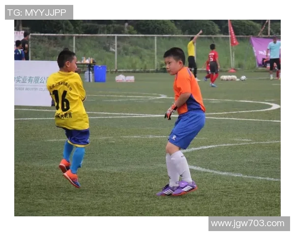 球探足球网助你掌握最新赛事动态与球员信息,尽享足球世界精彩瞬间 球探足球网助你掌握最新赛事动态与球员信息,尽享足球世界精彩瞬间