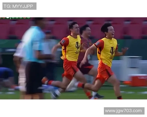 国足与乌兹别克精彩对决回放分析与战术解读